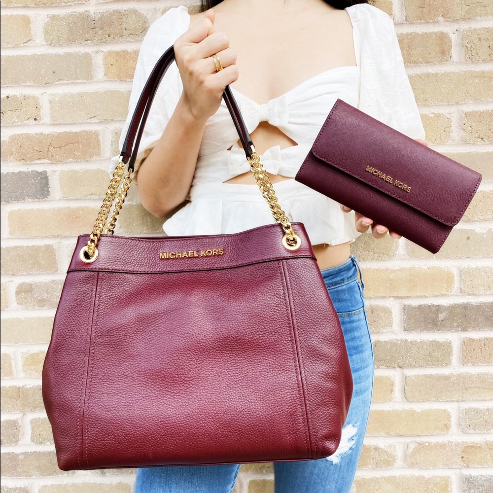 SALE‼️‼️ Bundle Michael Kors LARGE Tote + wallet - Picture 1 of 4